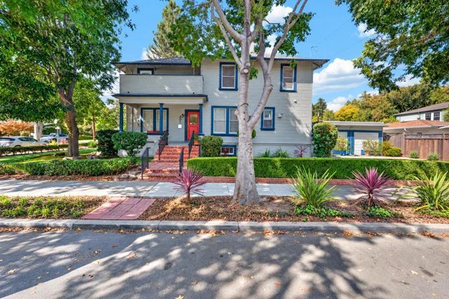 207 Hawthorne Avenue, Palo Alto