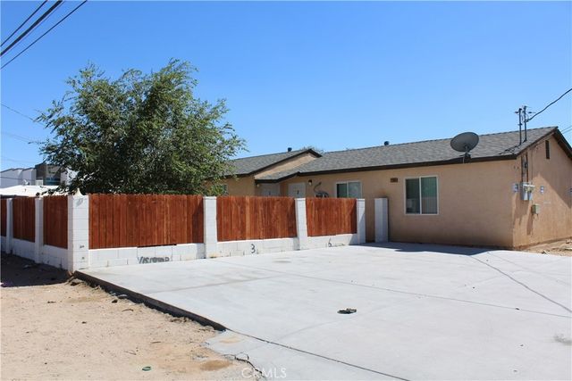 12069 Chamberlaine, Adelanto
