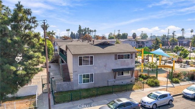 1109 S Standard Avenue, Santa Ana