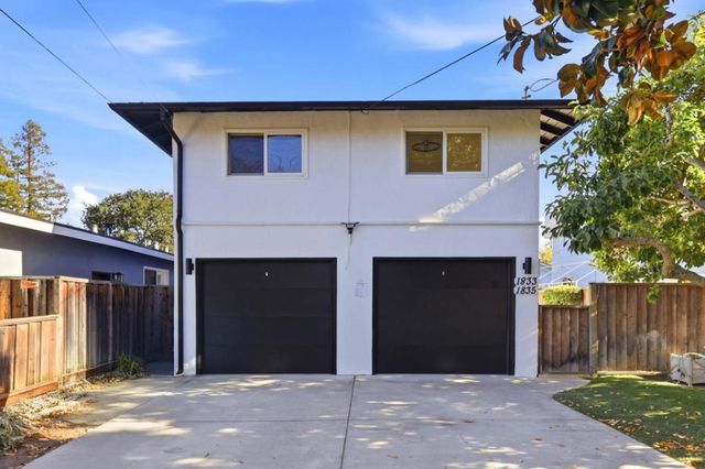 1833 Redwood Avenue, Redwood City