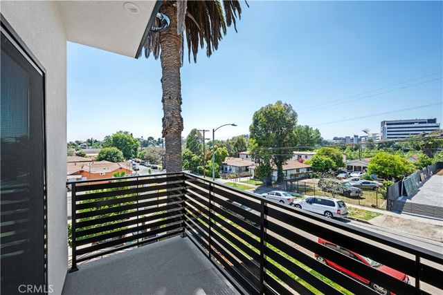 1525 Ricardo, Los Angeles