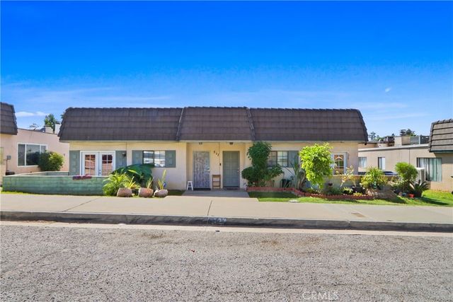 517 Acacia, San Bernardino