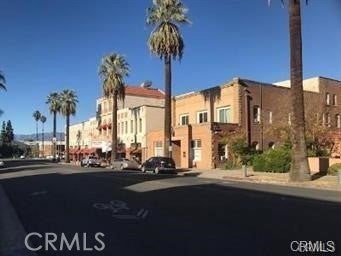 Photo of Listing #IV25009423