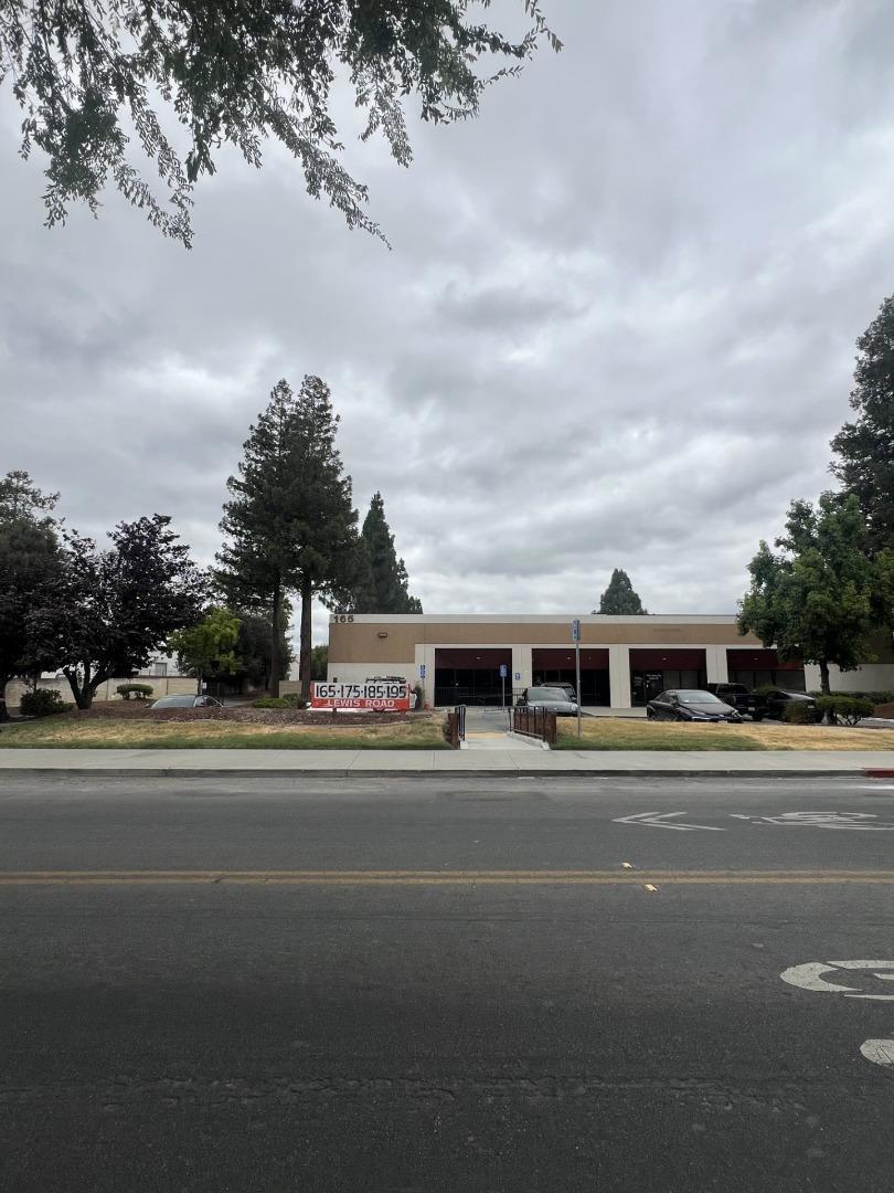 Photo of Listing #ML82005742