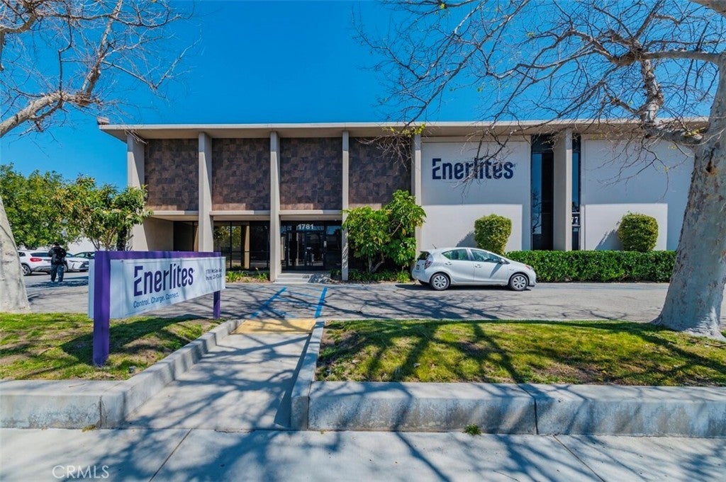 Photo of Listing #OC25157036