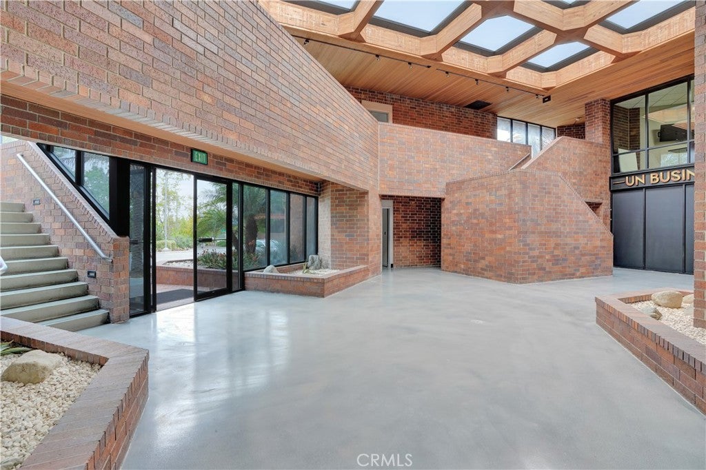 Photo of Listing #OC25158101