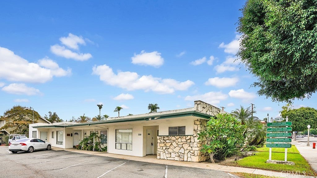 Photo of Listing #OC25233859