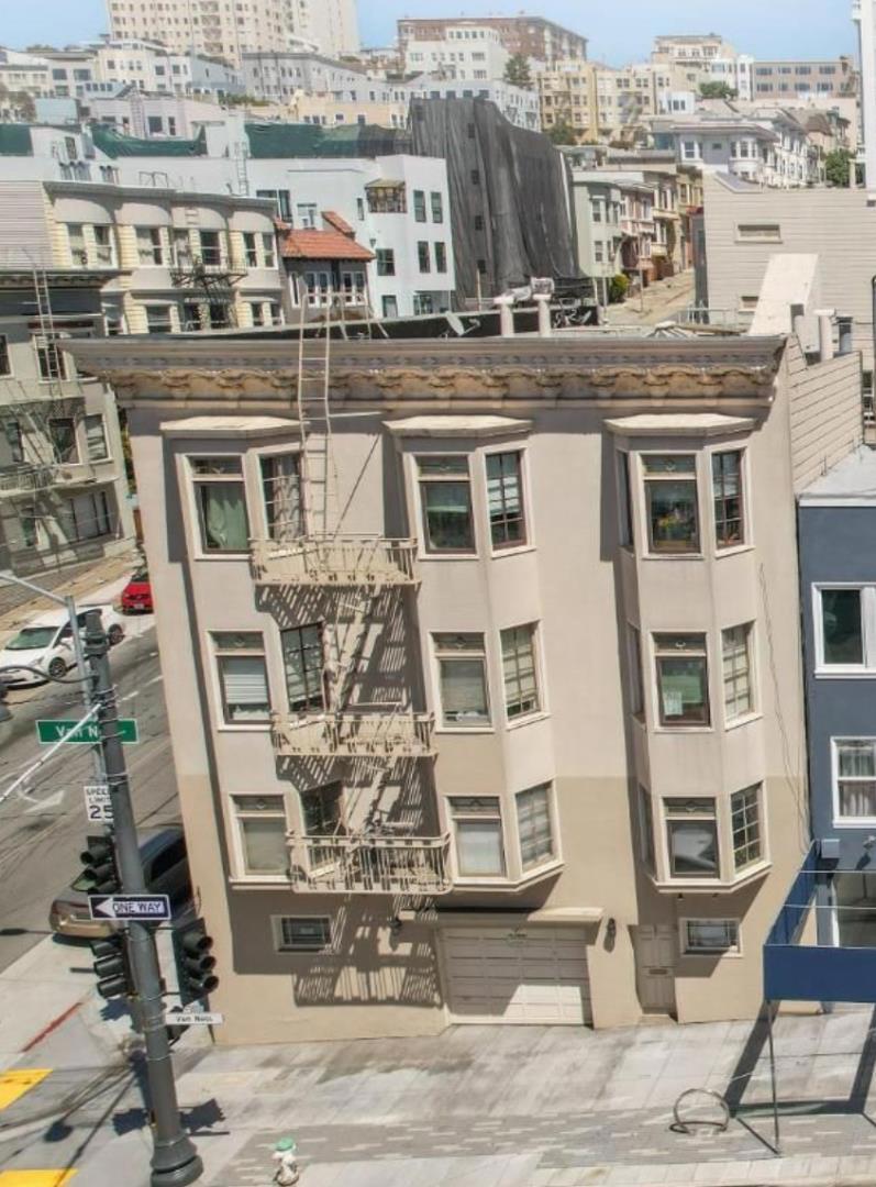 Photo of Listing #ML82029202