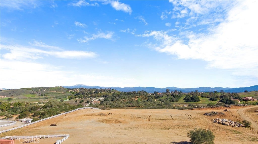 Photo of Listing #SW24131408