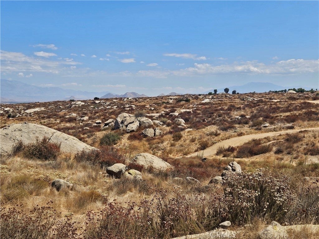 Photo of Listing #IV24195522