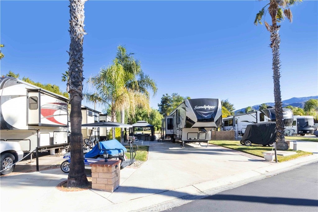 Photo of Listing #SW25003759