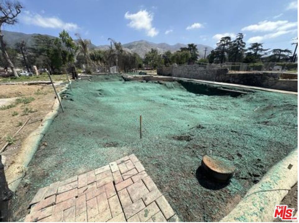 Photo of Listing #25492083