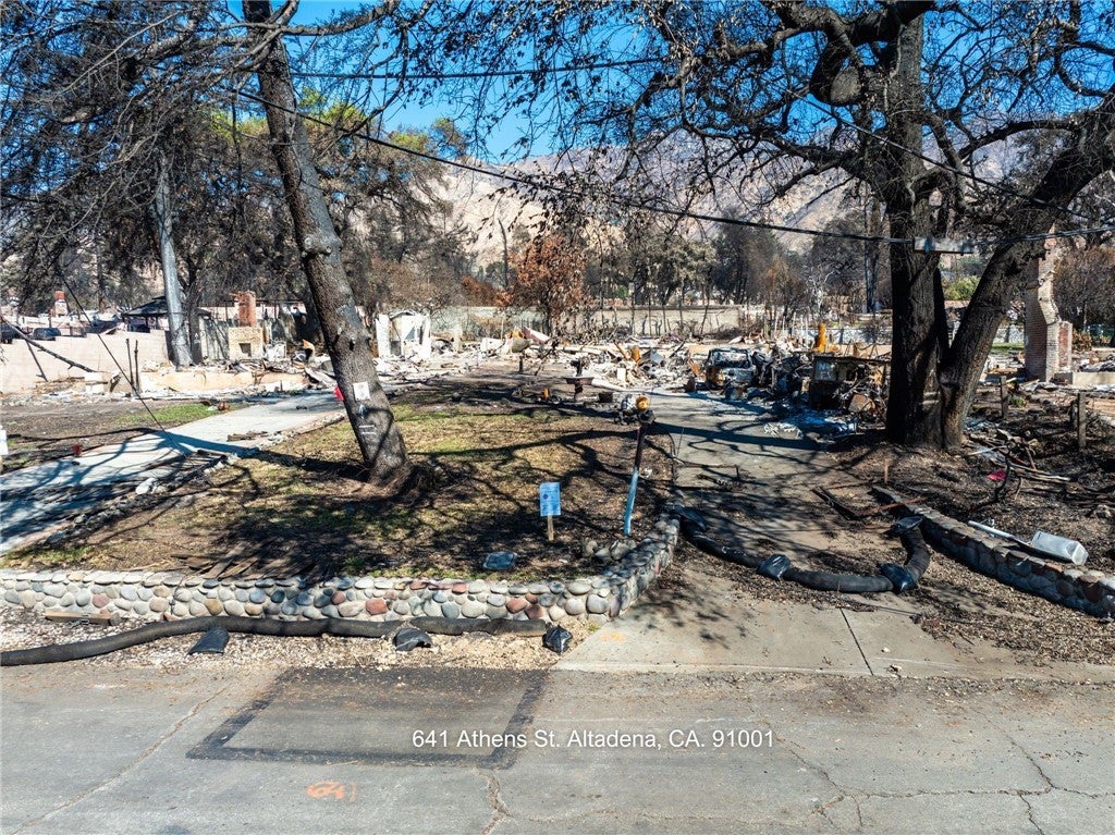 Photo of Listing #OC25032375