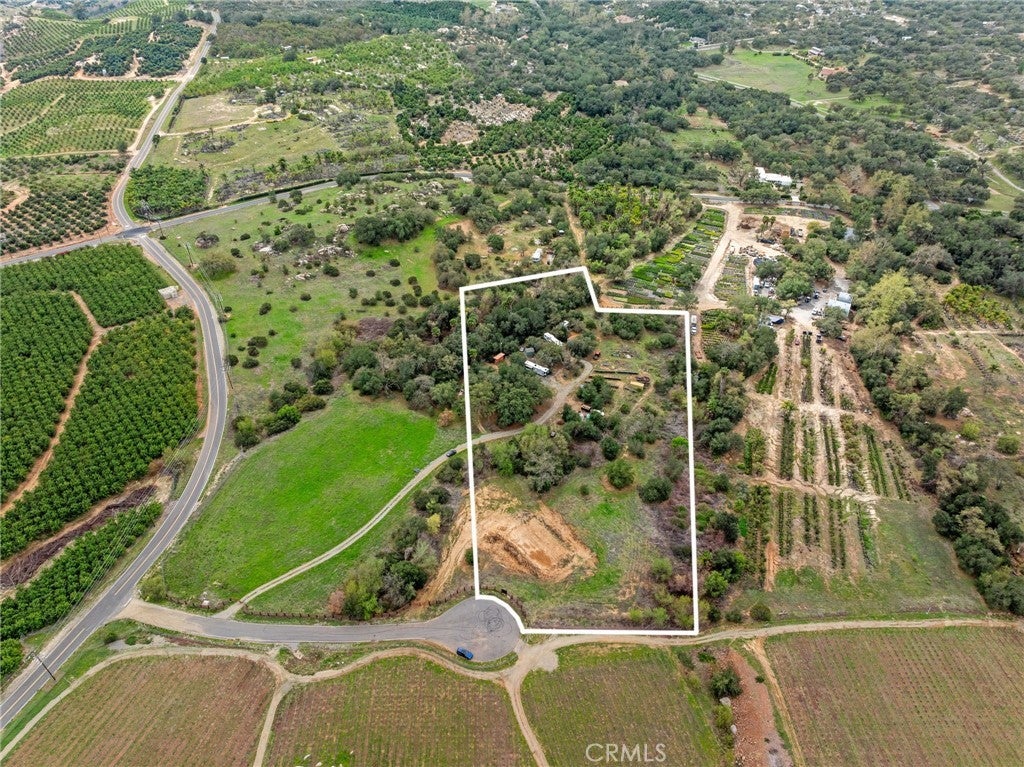 Photo of Listing #SR25043996