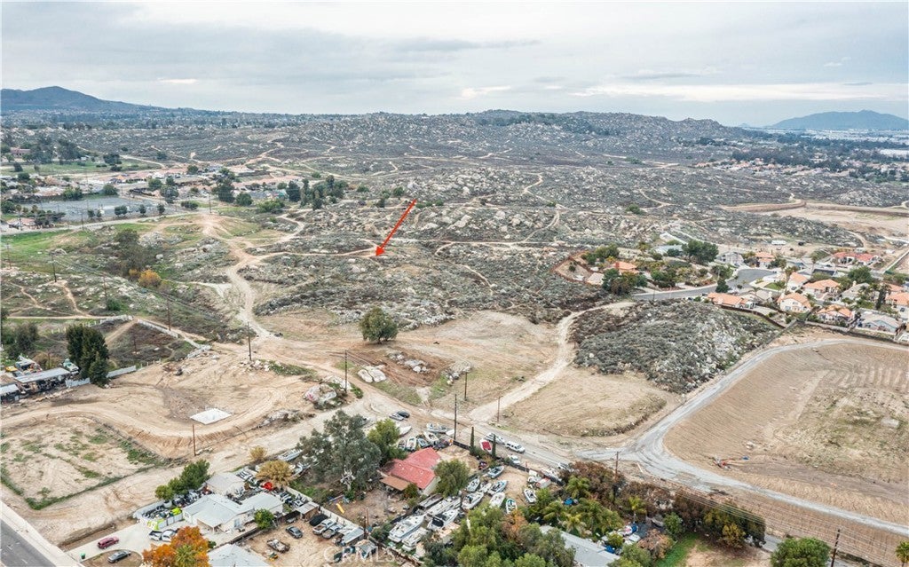 Photo of Listing #DW25053892