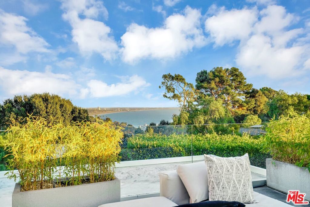 Photo of Listing #25510427