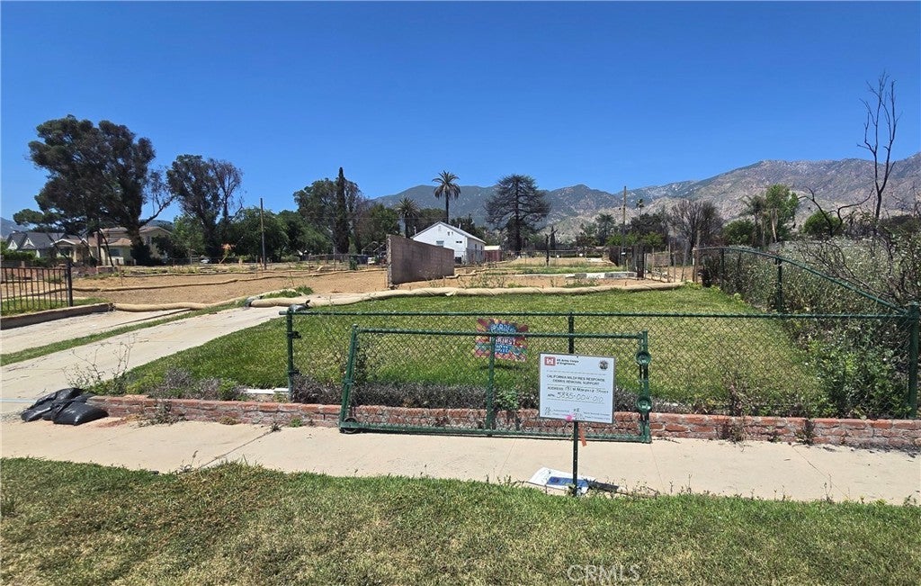 Photo of Listing #SR25116430