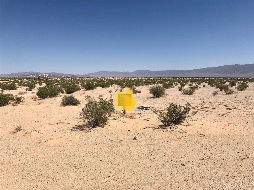 Photo of Listing #IV25133727