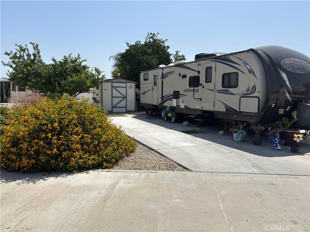 Photo of Listing #SW25142227