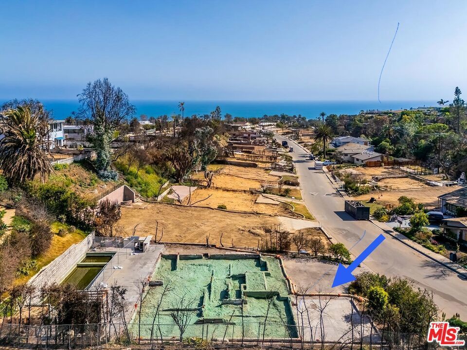 Photo of Listing #25557411