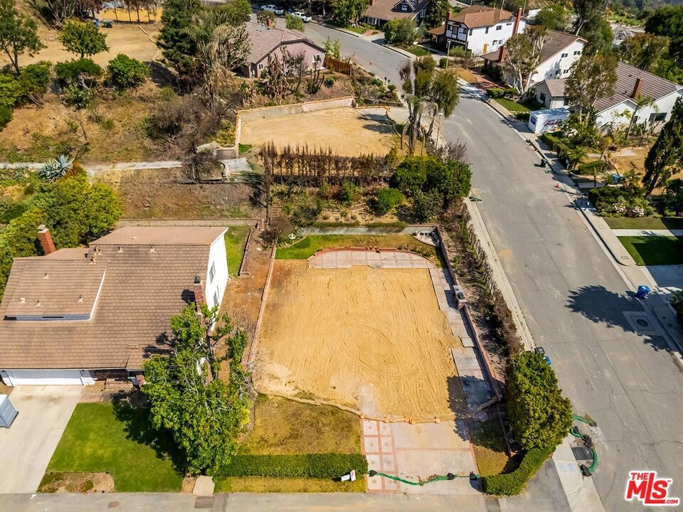 Photo of Listing #25558315