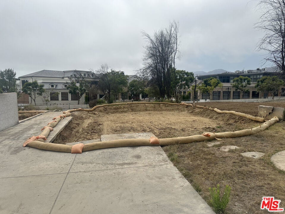 Photo of Listing #25558347