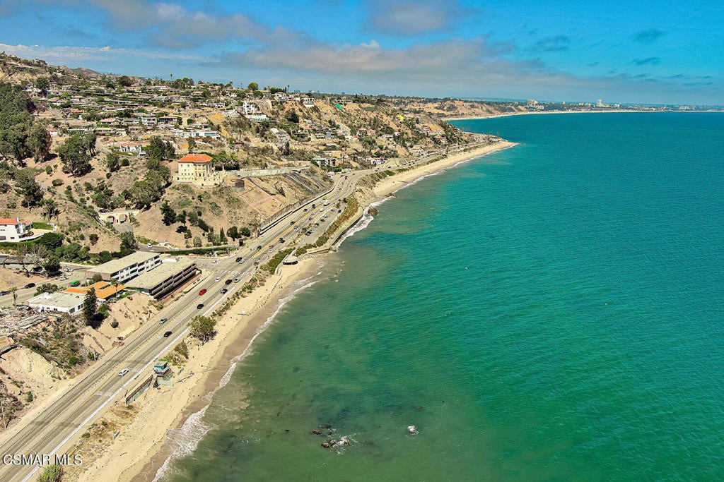 Photo of Listing #225003392