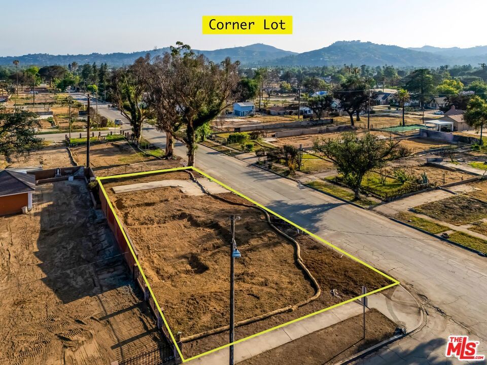 Photo of Listing #25560981