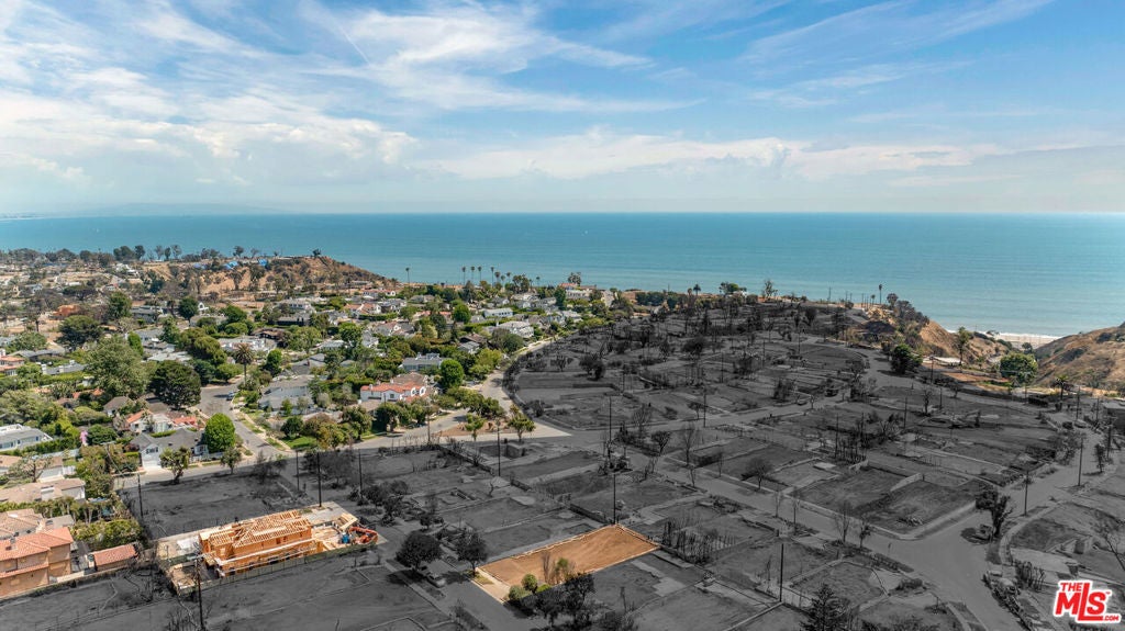 Photo of Listing #25566975