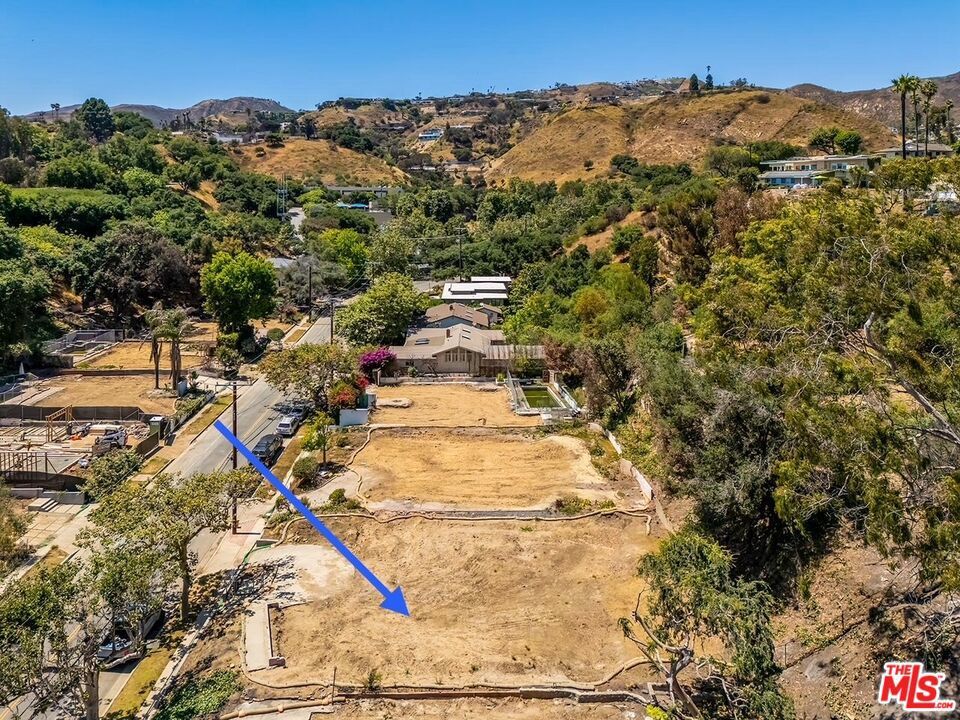 Photo of Listing #25570755