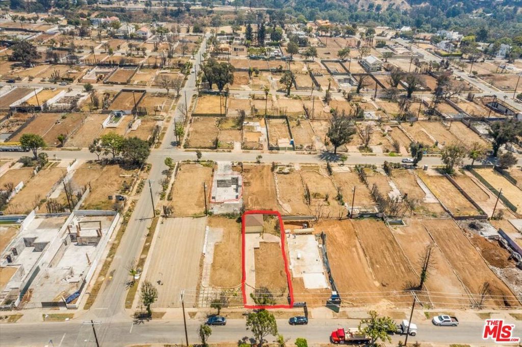 Photo of Listing #25574449