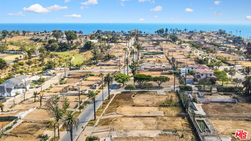 Photo of Listing #25576065