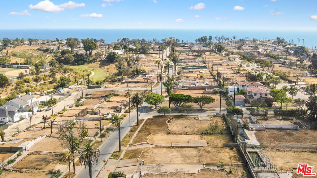 Photo of Listing #25576193