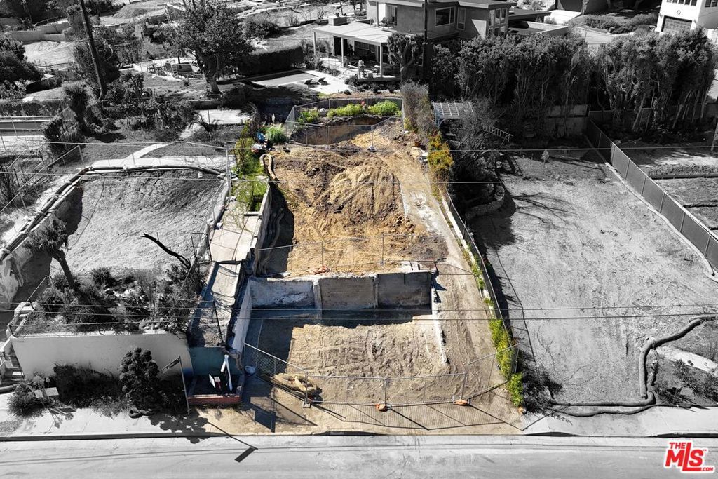 Photo of Listing #25579341