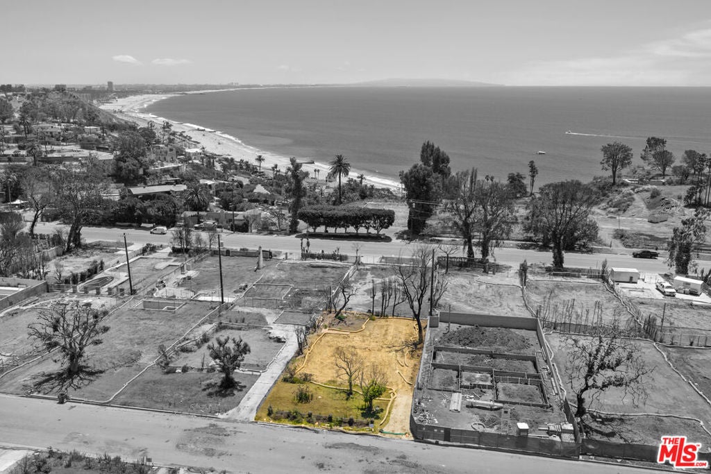 Photo of Listing #25587475