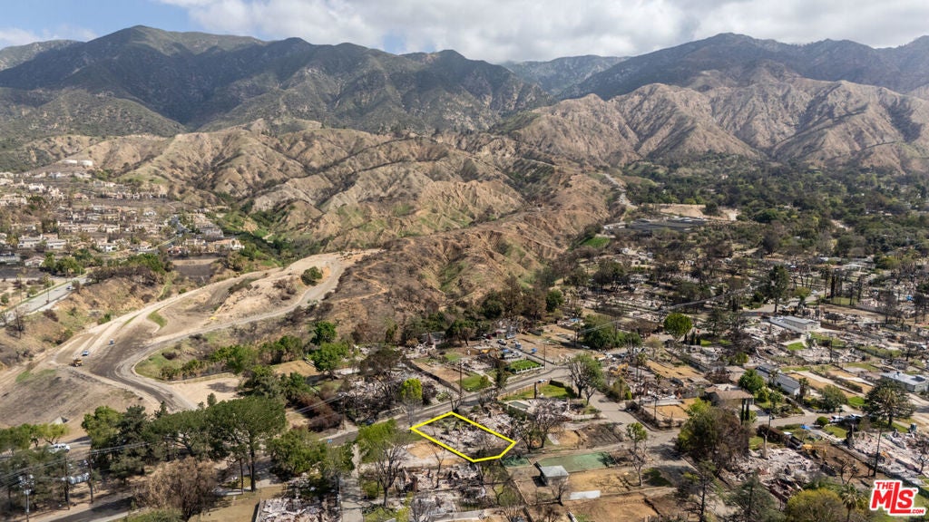 Photo of Listing #25599611