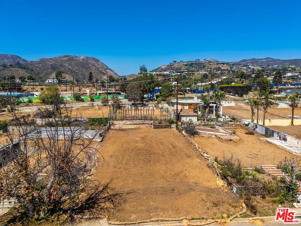 Photo of Listing #25599977