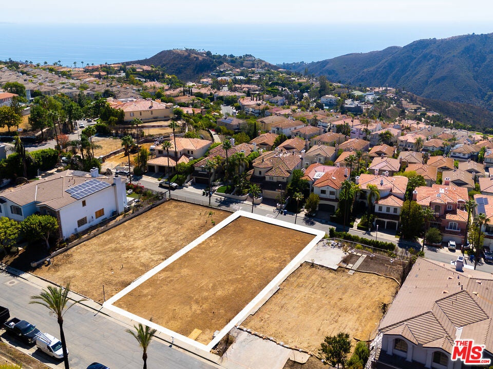 Photo of Listing #25602499