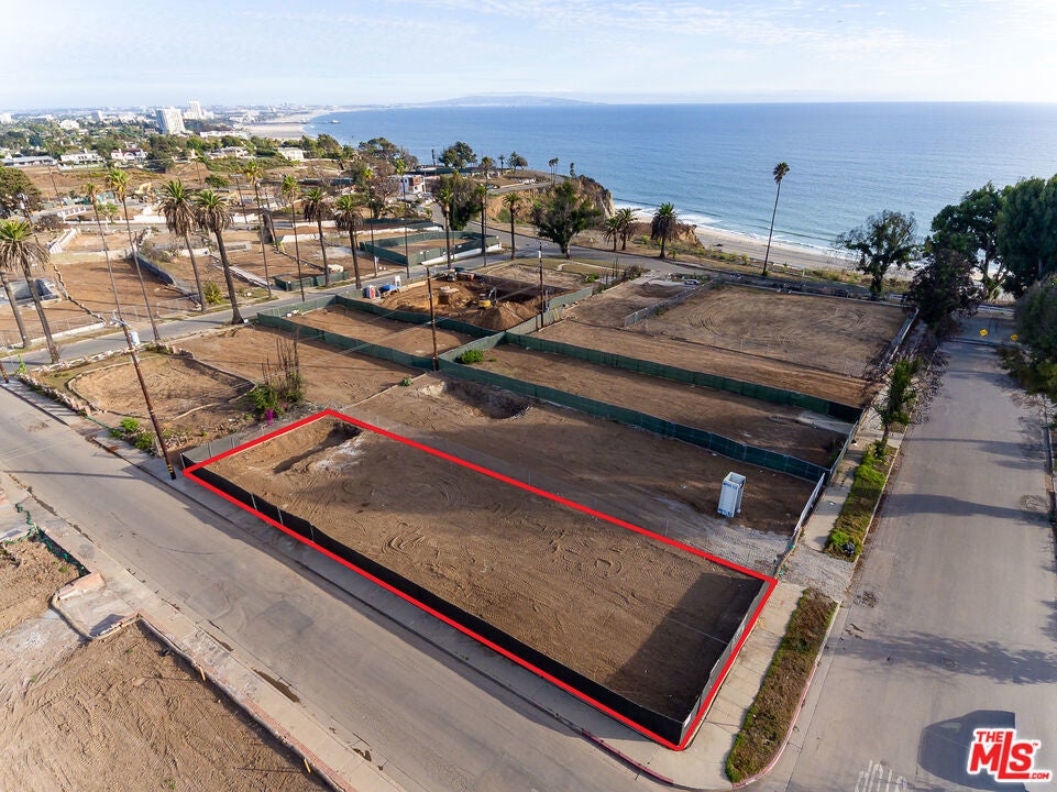 Photo of Listing #25603015