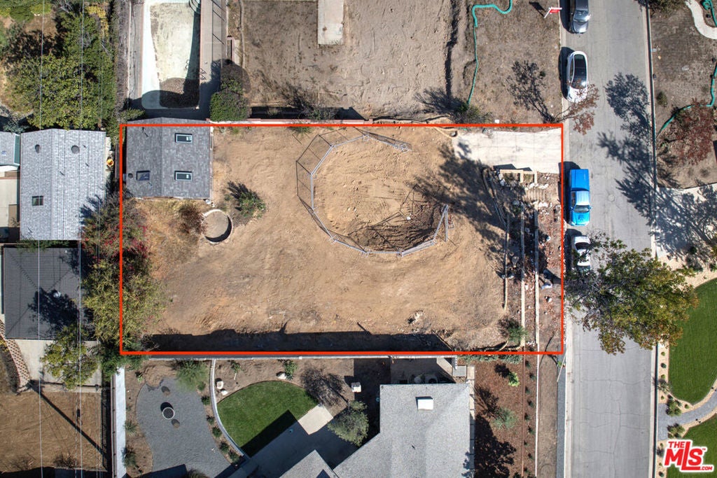 Photo of Listing #25607095