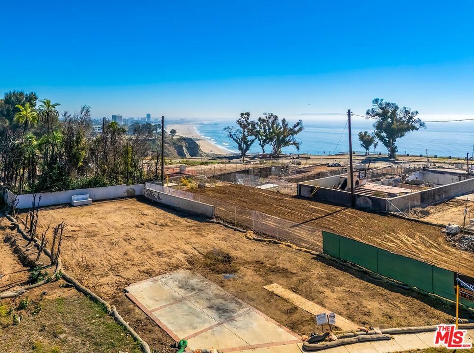 Photo of Listing #25611905