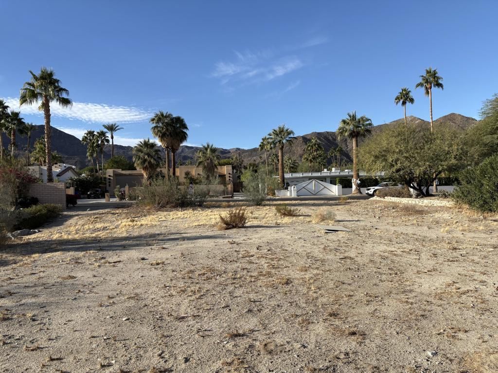 Sahara Road, Rancho Mirage