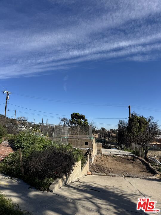 Photo of Listing #26643329