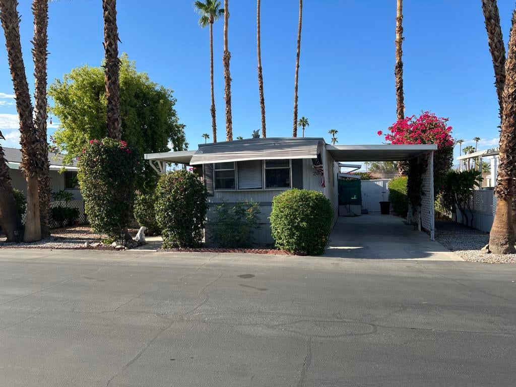 43155 Portola Avenue # 20, Palm Desert