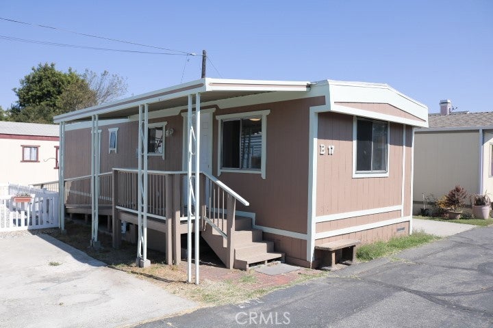 25344 Pennsylvania Avenue B17