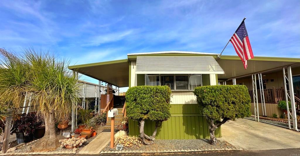 Photo of Listing #PTP2406488