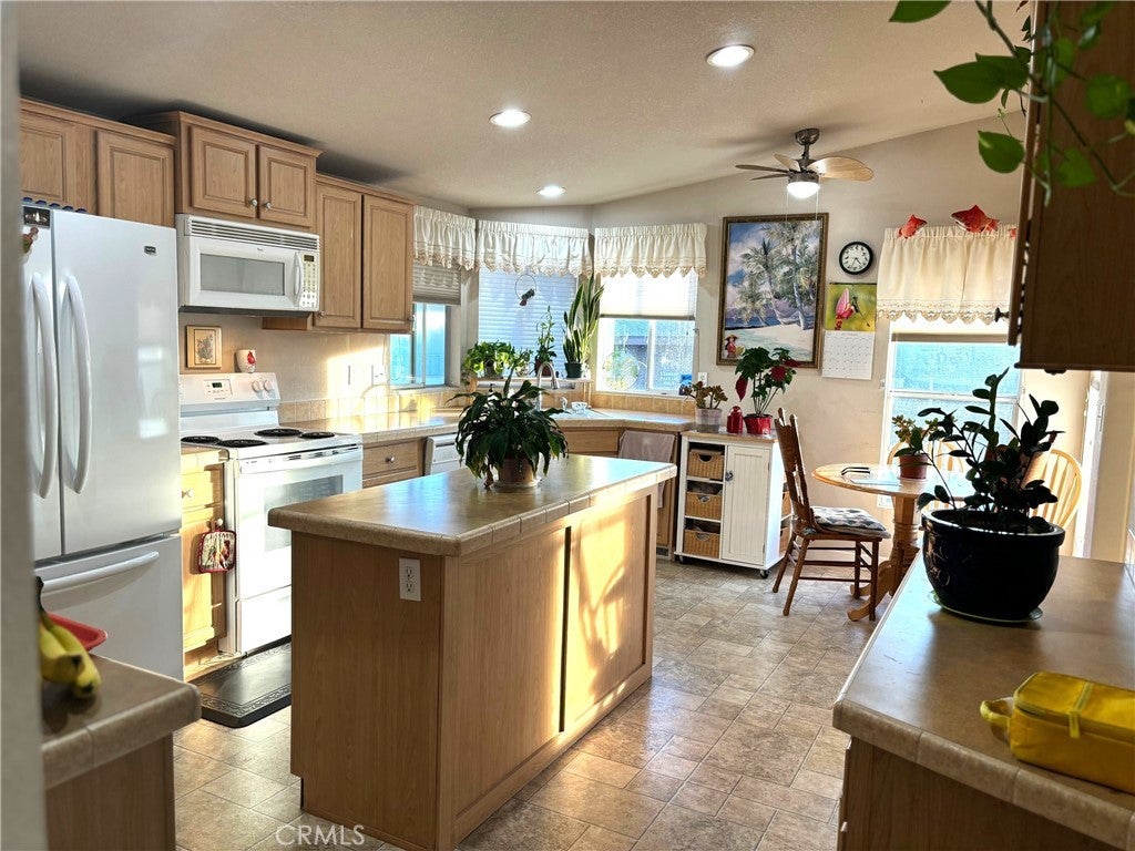 Photo of Listing #IV24217851