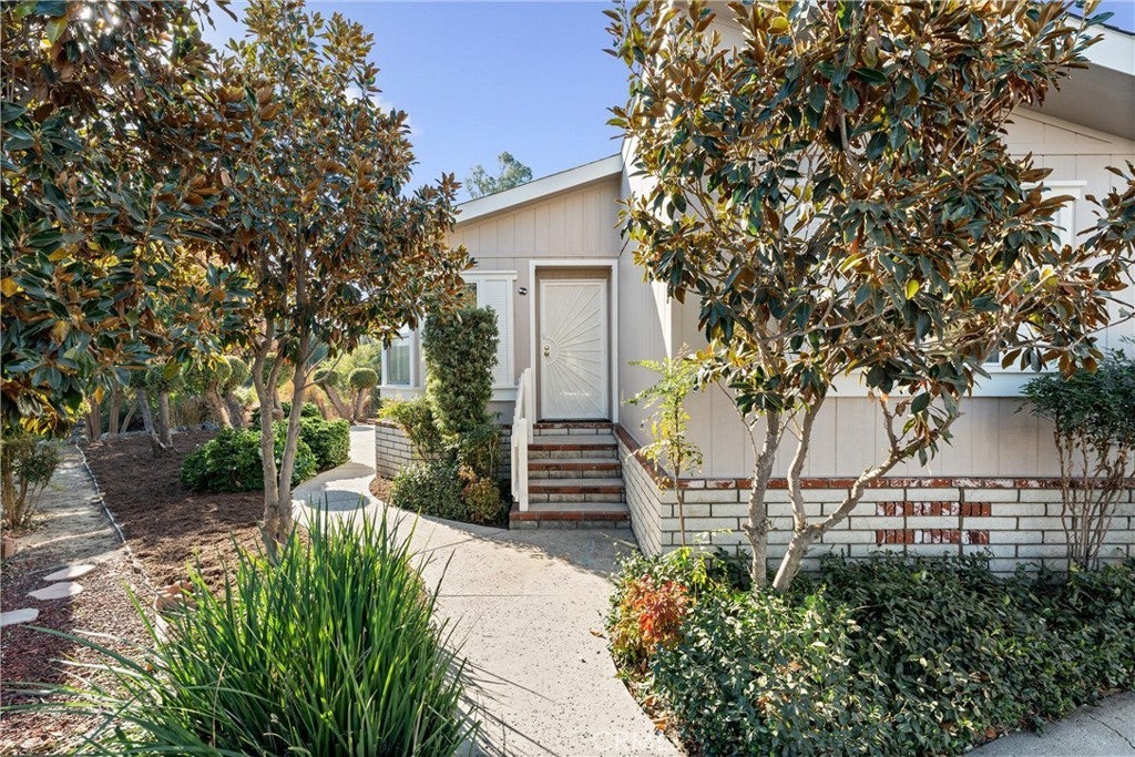 Photo of Listing #OC24230026