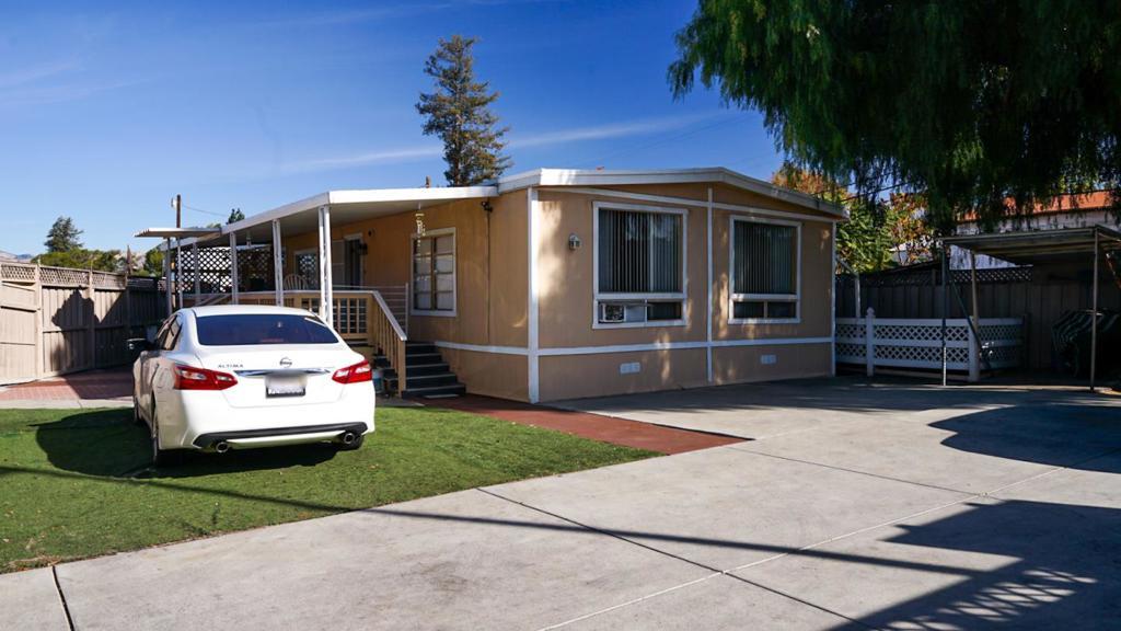 Photo of Listing #ML81986910