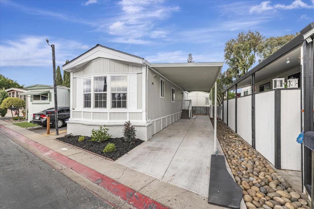 Photo of Listing #ML81987187